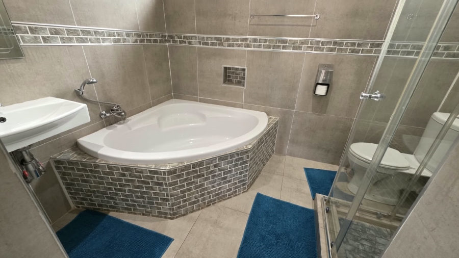 Commercial Property for Sale in Flamwood North West